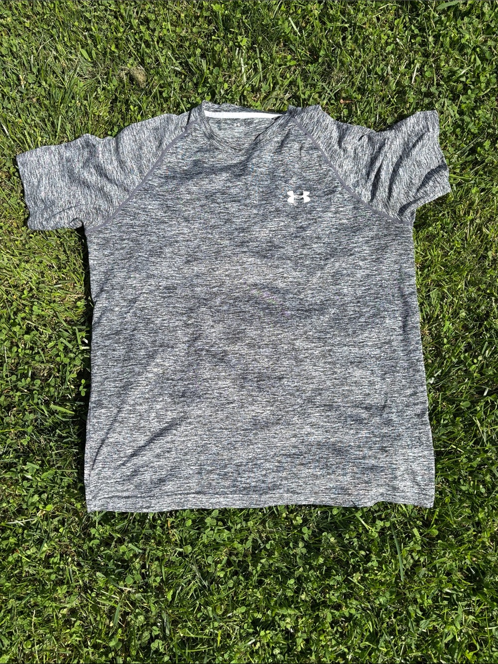 Men’s UnderArmour Gray Tee